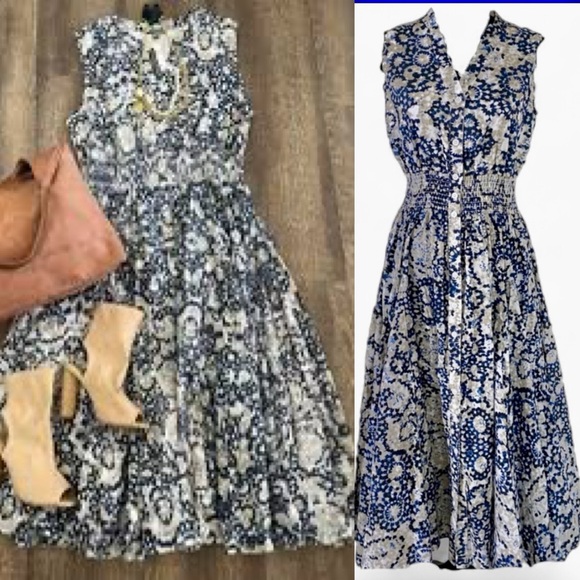 CHELSEA & THEODORE. Plus Dress Blue gray Print Smocked Waist NWt Size 1X or 3X - Picture 1 of 11